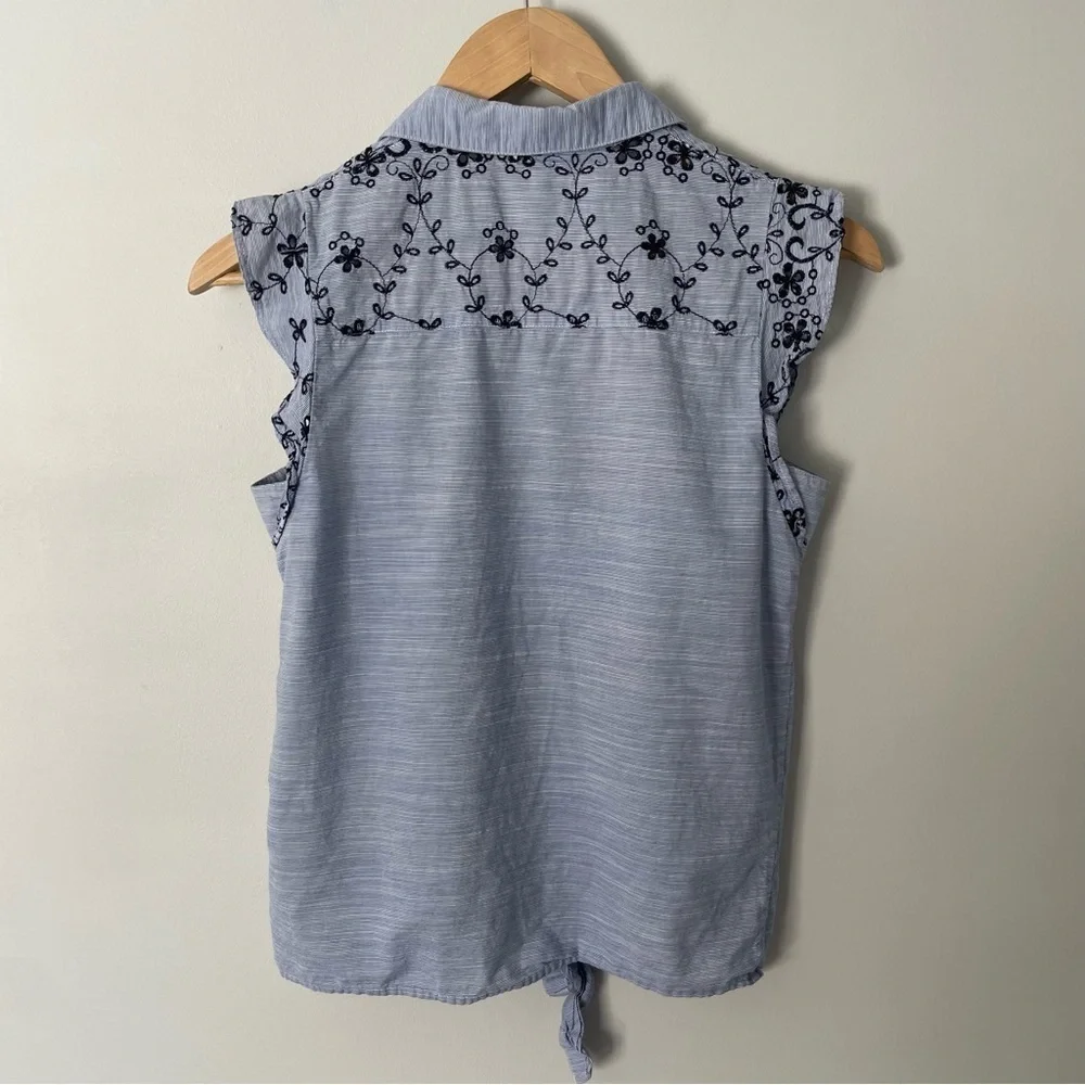 Sleeveless Front Tie Tank Womens XS Blue Stripe Top Western Rodeo Stampede EUC - Picture 5 of 9